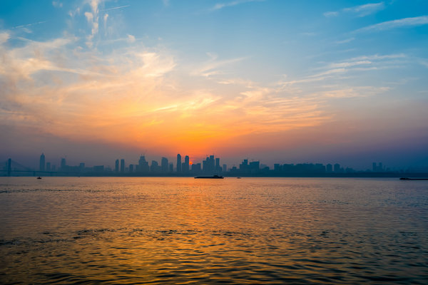 移民美國(guó)條件是什么（關(guān)鍵條件與步驟全）