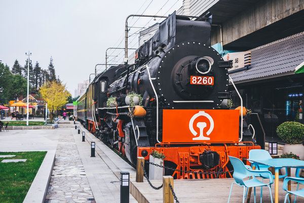 出國移民海外居住(海外居住的機遇與挑戰)